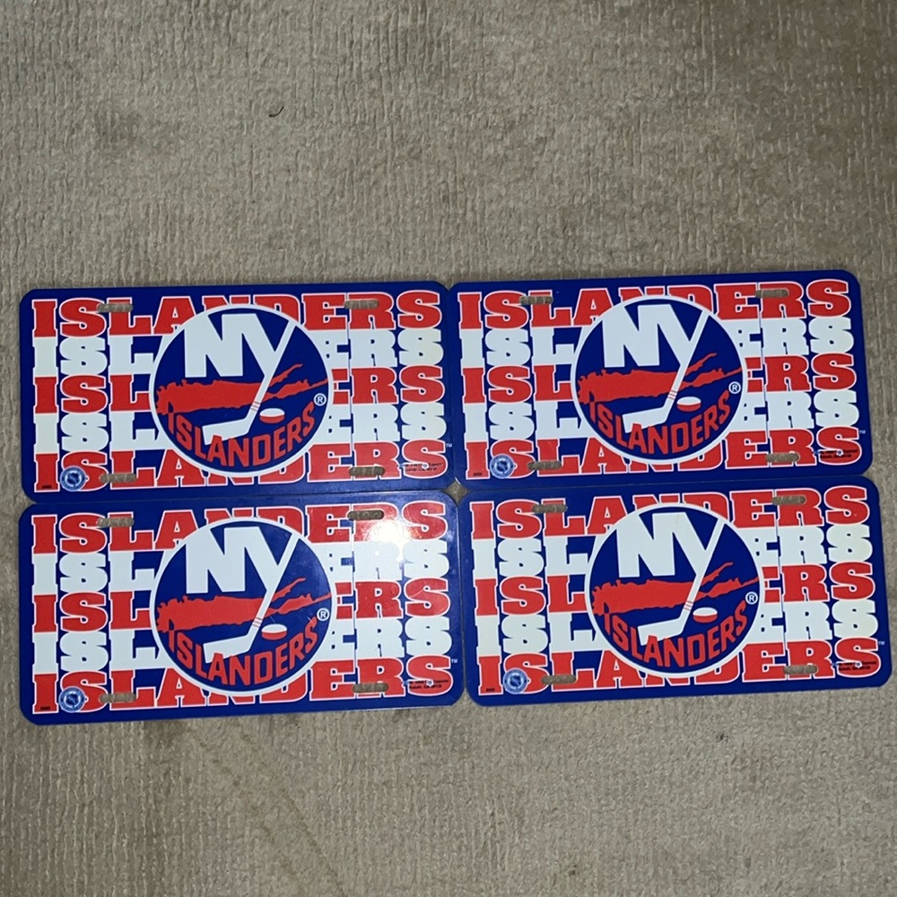 Set of 4 New York Islanders NHL vintage novelty car license plates
